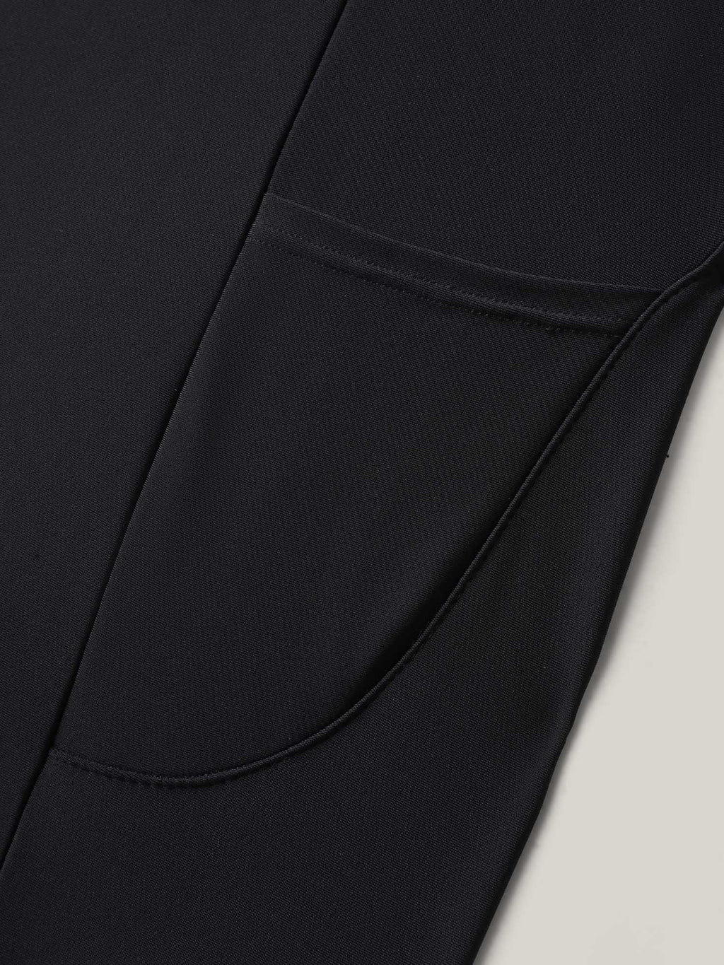 Sculpting Pockets Solid Swim Shorts