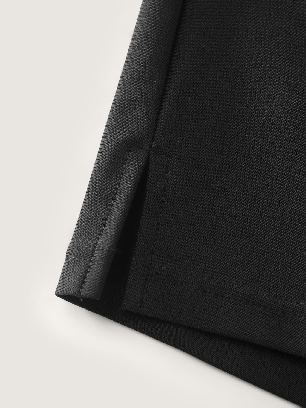 Color Contrast Layered Hem Pockets Swim Shorts